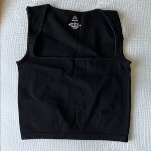 Sunzel Seamless Crop Sleeveless Tank Top with Square Neck Line in Black • Large